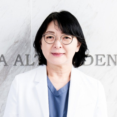 ����@�܎q�搶